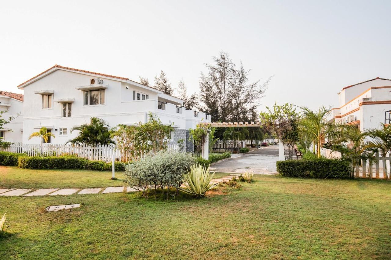 Hotel Capital O 40286 Lush Garden 3*